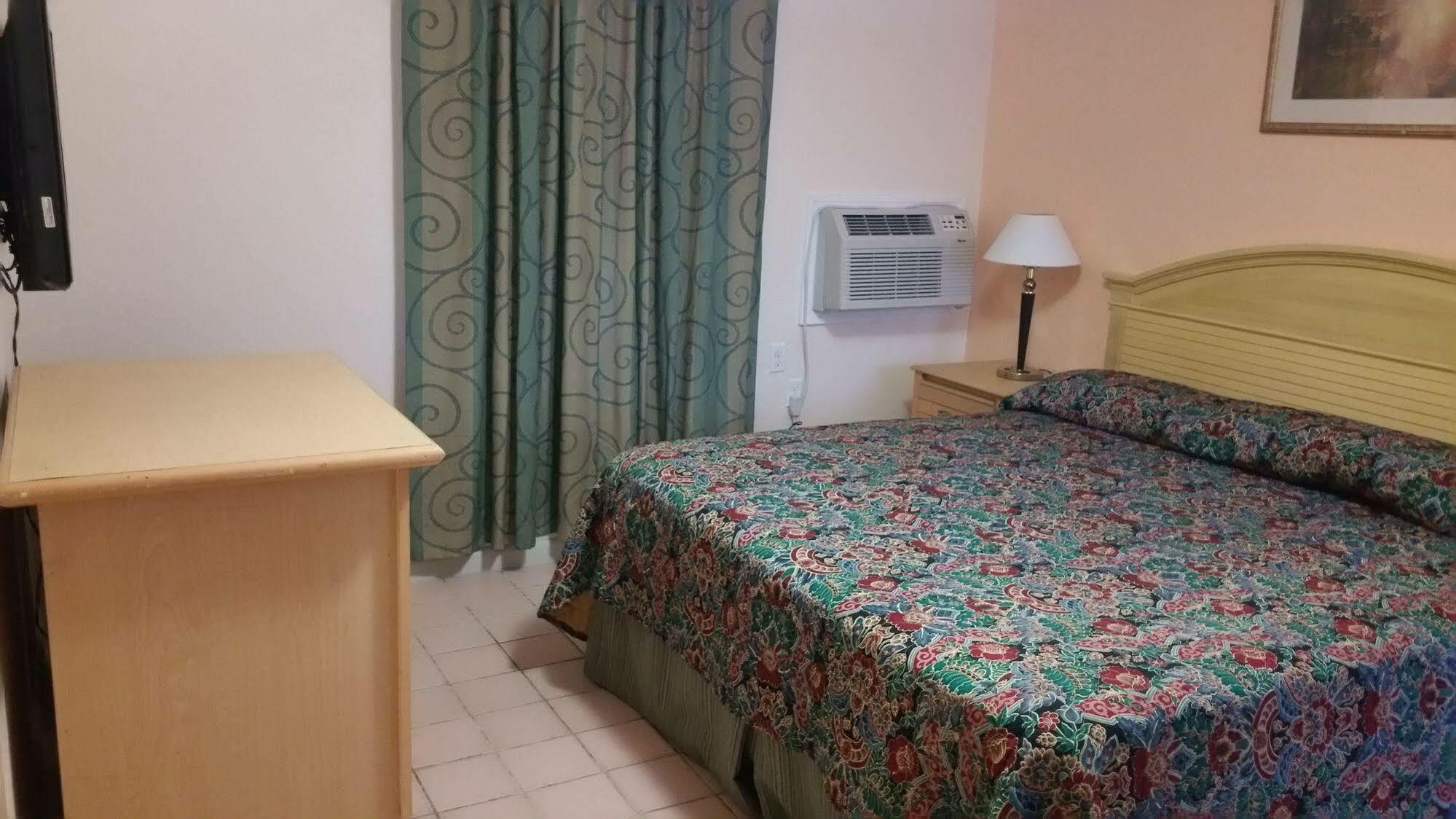 Travelers Inn - Κλιαργουότερ Εξωτερικό φωτογραφία