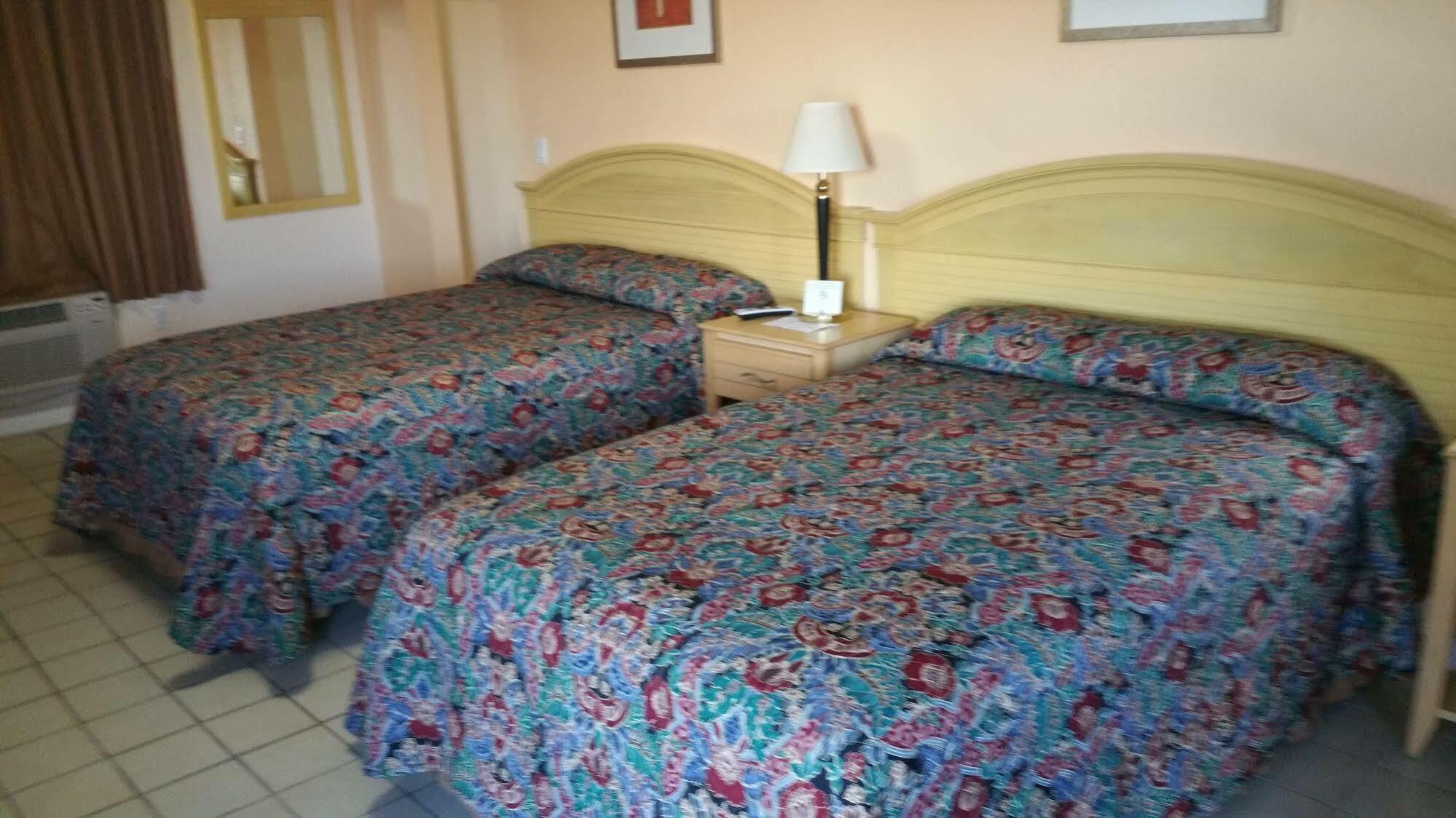 Travelers Inn - Κλιαργουότερ Εξωτερικό φωτογραφία